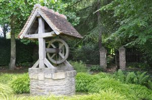 water_well_in_garden_of_cambremer_france