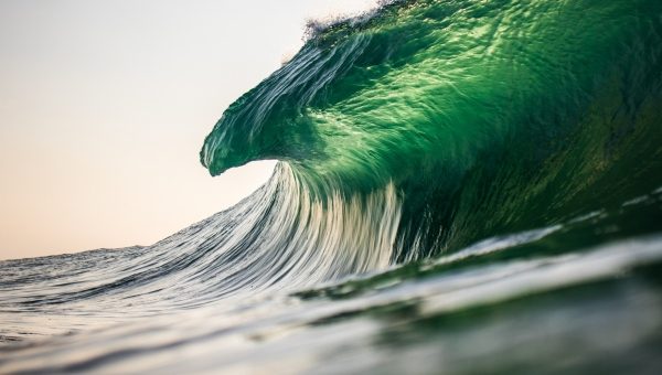 Ocean wave to the left cresting - high seas treaty symbolism