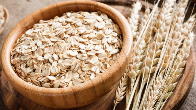 Image of oats in a bowl
