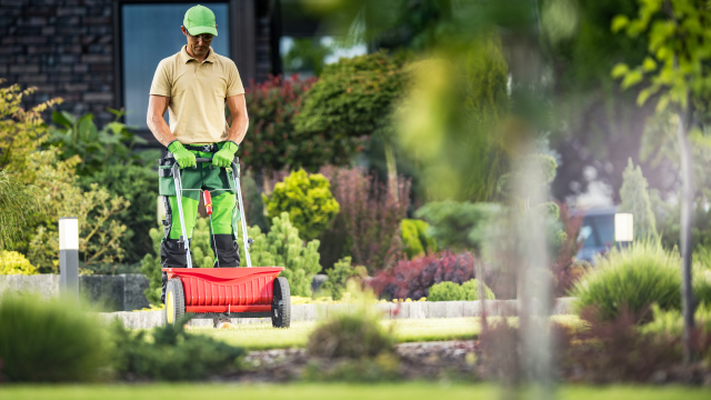 Beyond Pesticides has filed suit against The Scotts Miracle-Gro Company and GreenTechnologies, LLC for allegedly misleading consumers on the hazardous nature of their fertilizer products, which contain sewage sludge (often referred to as biosolids) contaminated with PFAS.