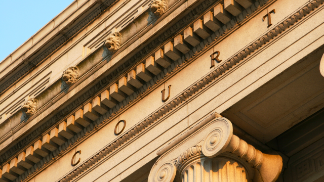 Syngenta has recently settled several lawsuits in federal courts and is seeking a global settlement with over 6,000 litigants to avoid nationwide trials. Syngenta has recently settled several lawsuits in federal courts and is seeking a global settlement with over 6,000 litigants to avoid nationwide trials.