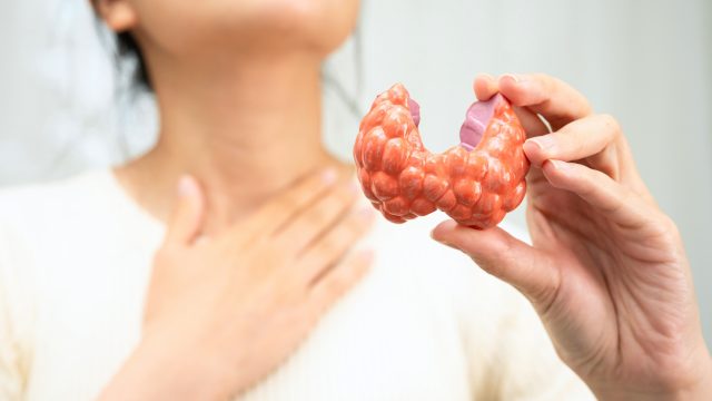Occupational, residential, and dietary exposure to pesticides are linked to thyroid dysfunction and cancer.